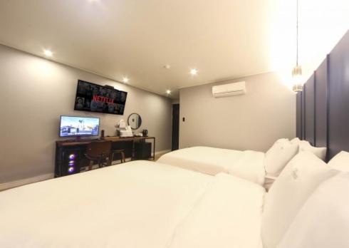 The Stone Bridge Hotel Sasang Busan Dış mekan fotoğraf